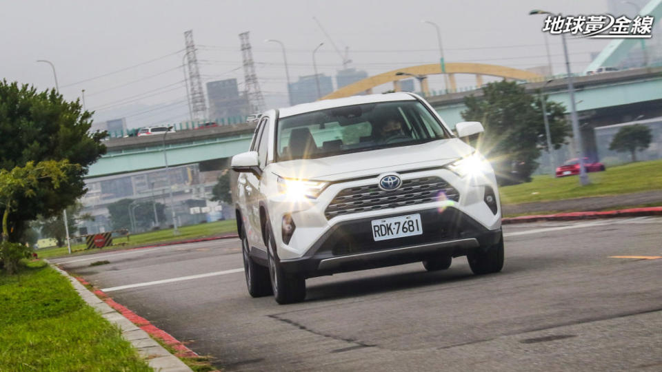 RAV4單月掛牌數跌落至1,000輛以內。(攝影/ 陳奕宏)