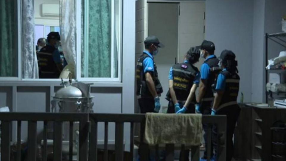 警方在餐廳發現500克氯胺酮（俗稱K他命），及試圖使用化學物質銷毀證據的痕跡。（圖／翻攝自《Thai PBS》）