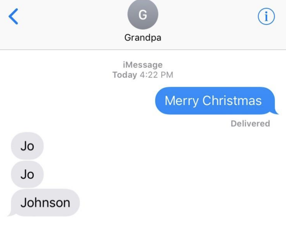 someone sent a merry christmas text and the other person responded with jo jo johnson