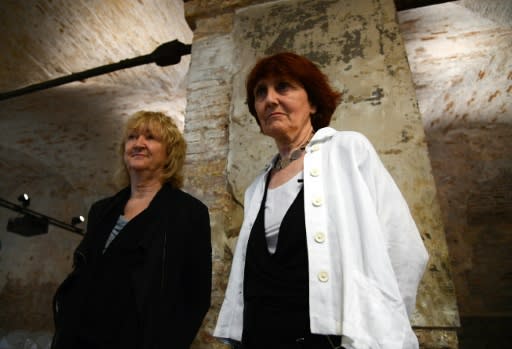 Yvonne Farrell (L) and Shelley McNamara, pictured in 2018, are the first female duo and first Irish citizens to win the Pritzker Prize in architecture