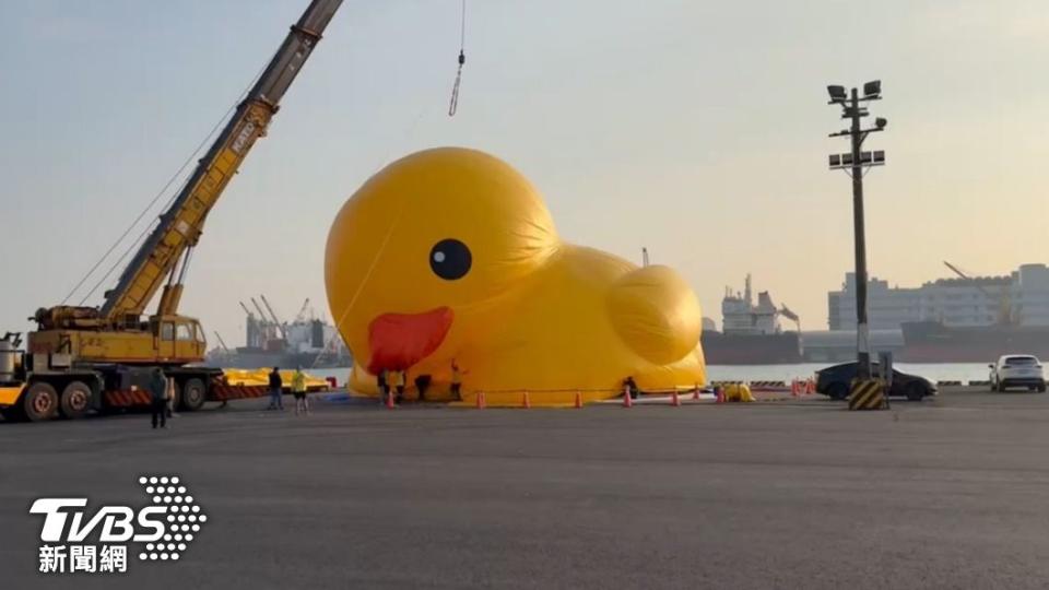 小鴨正式下水前，進行兩次小鴨充氣測試。（圖／民眾授權提供）