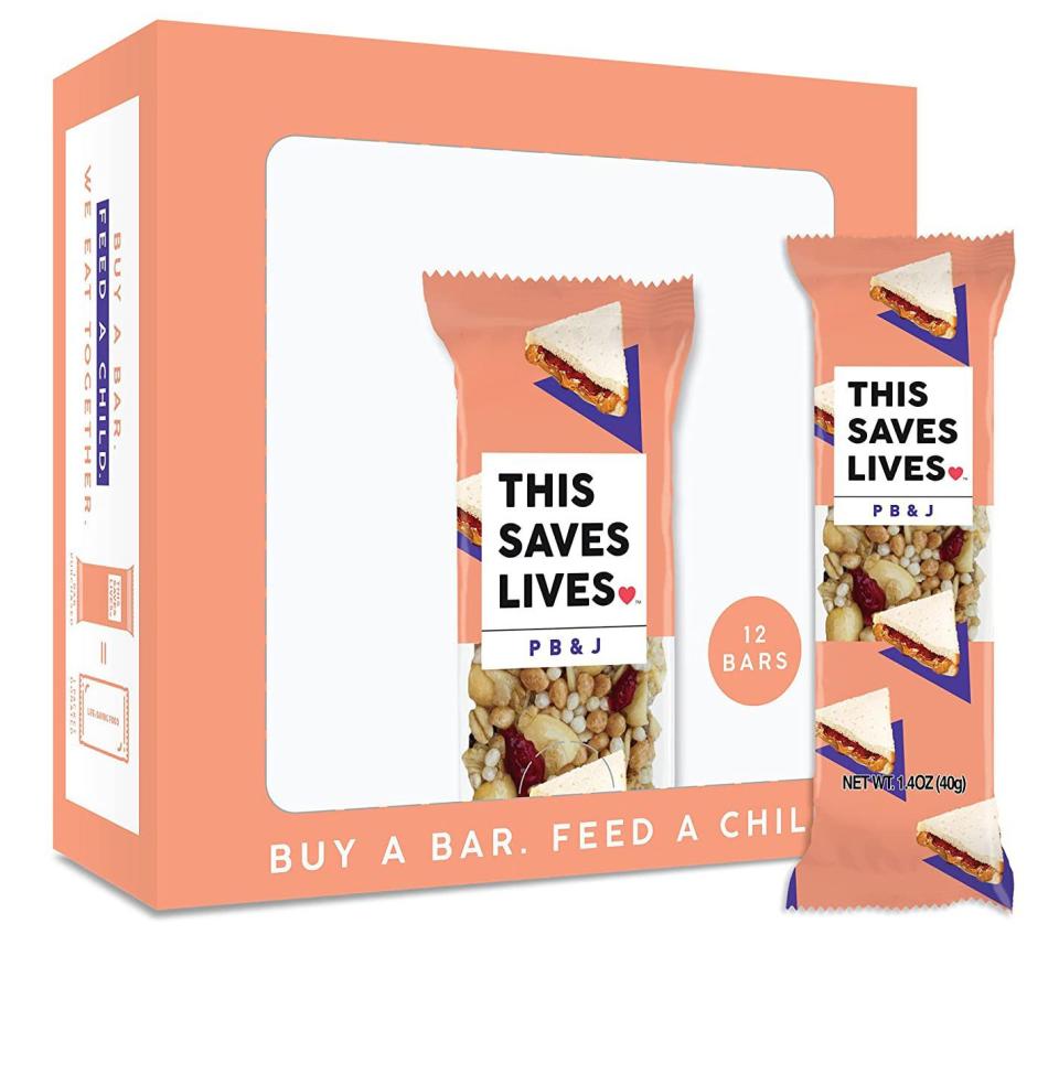 This Saves Lives Chewy Granola Bars: PB&J Flavor