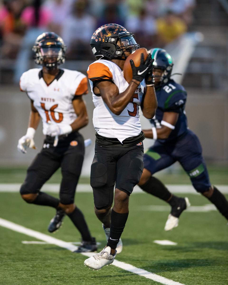 Hutto's Gary Choice is among the Austin-area receiving leaders with 210 yards on nine catches.