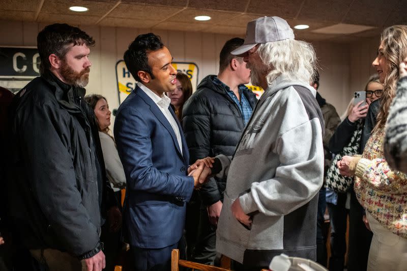 Republican presidential candidate Ramaswamy makes a campaign visit to Machine Shed Restaurant in Urbandale