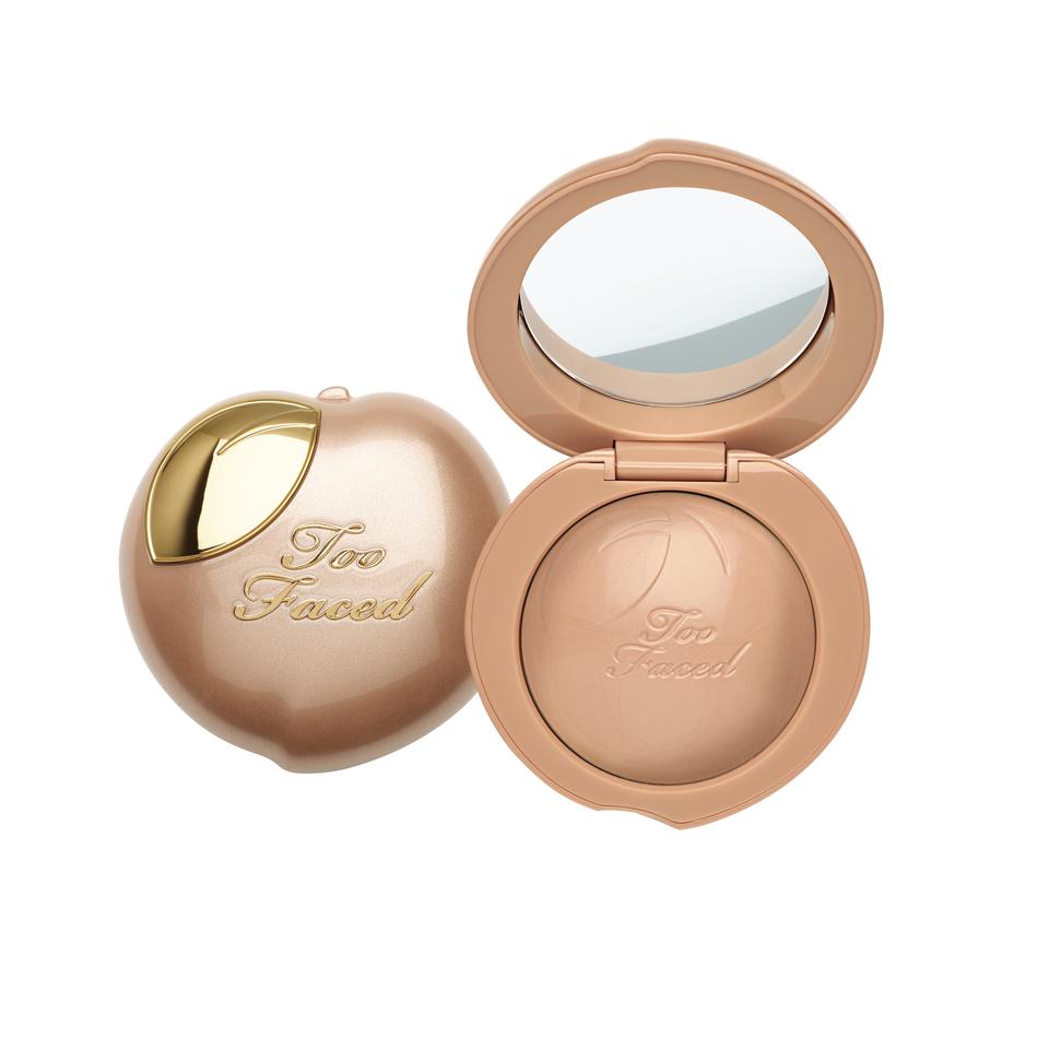 We got all the juicy details on the upcoming Too Faced Peaches & Cream, which will be launching at Sephora in August.