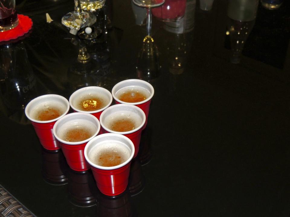 beer pong