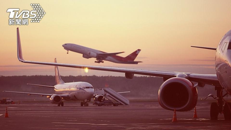 乘客若隨意換位嚴重恐導致飛機墜毀。（示意圖／shutterstock 達志影像）