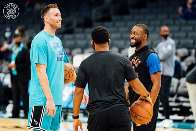 Rj Barrett on X: Yo #Knicks fans! I will be signing autographs