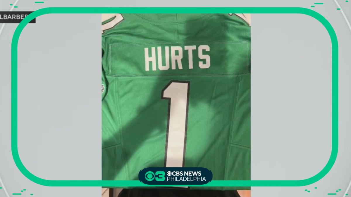 Fanatics apologizes for fumbling launch of Eagles' Kelly green jerseys 