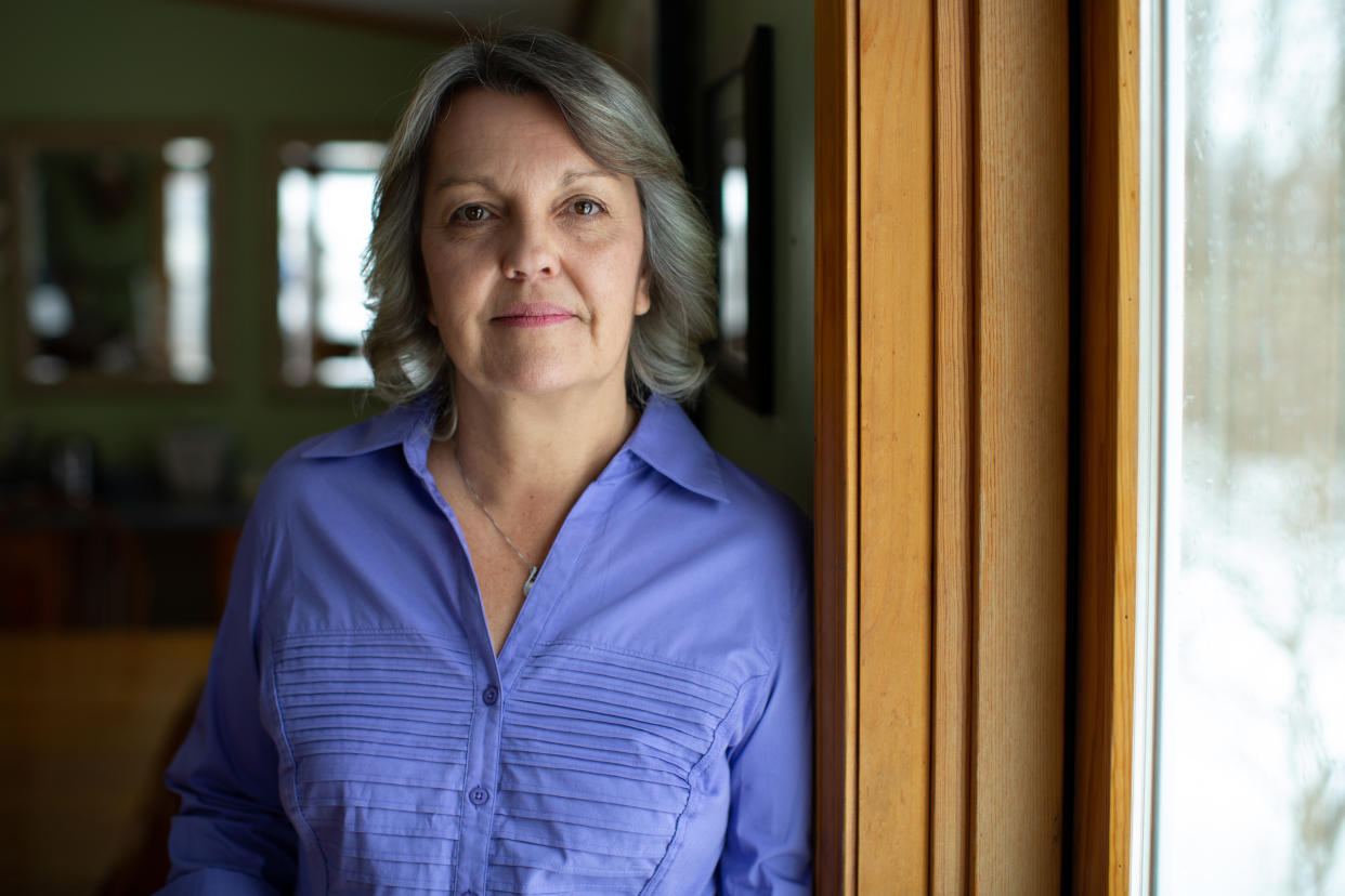 Elizabeth Catlin at home in Penn Yan, N.Y. (Photo: Mike Bradley for Yahoo Lifestyle)