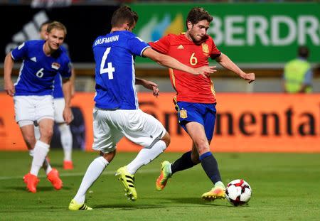 Football Soccer - Spain v Liechtenstein - World Cup 2018 Qualifying European Zone - Group G- Reino de Leon stadium, Leon, Spain - 5/9/16 Spain's Sergi Roberto (R) scores past Liechtenstein's Daniel Kaufmann. REUTERS/Eloy Alonso