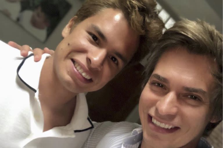 Reconciliados: Carlos Baute con su hijo José Daniel Arellán