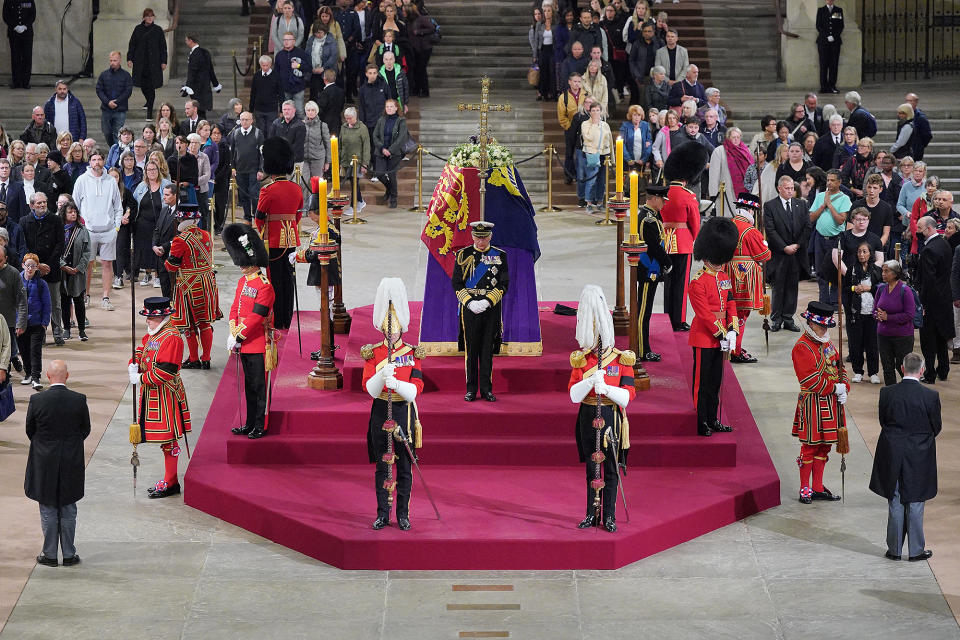 Every Emotional Photo of the Queen's Children Guarding Her Coffin