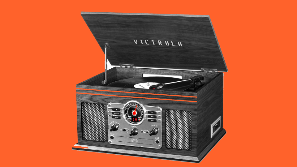 Best gifts for women: Bluetooth record player