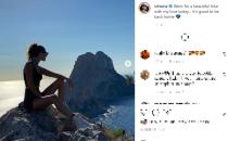 <p>Sui social è davvero molto attiva: la sua pagina Instagram ha quasi 900.000 follower. Merito anche degli splendidi scatti e dei video con i quali delizia i fan di tutto il mondo, tra shooting, sfilate e momenti di svago e di relax nella vita quotidiana.</p> 