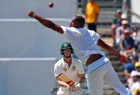 Cricket - Australia v South Africa - First Test cricket match - WACA Ground, Perth, Australia - 4/11/16 - South Africa's Vernon Philander reaches to stop the ball hit by Australia's Adam Voges at the WACA Ground in Perth. REUTERS/David Gray