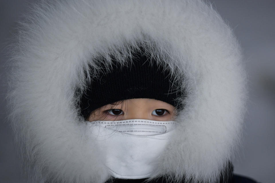 Bei einer unglaublichen Kälte im südkoreanischen Olympia-Ort begann der erste richtige Tag der Winterspiele.