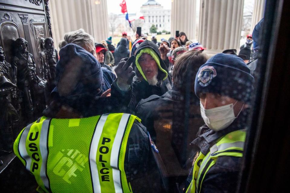 See the Startling Images from When the Pro-Trump Mob Breached the U.S. Capitol Today