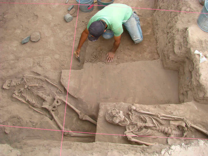 Arqueólogos del INAH localizaron el primer cementerio prehispánico en Sonora, tiene mil años de antigüedad.