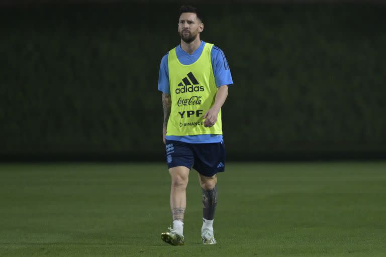 Entrenamiento de la selección Argentina antes del cruce contra Países Bajos por cuartos de final de la Copa del Mundo