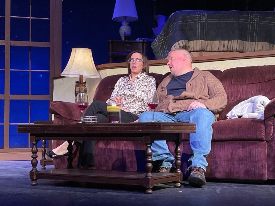 Amanda Keith and Ben Eden discuss the announcement of friends Tom and Beth's divorce during "Dinner with Friends" rehearsal Nov. 29.