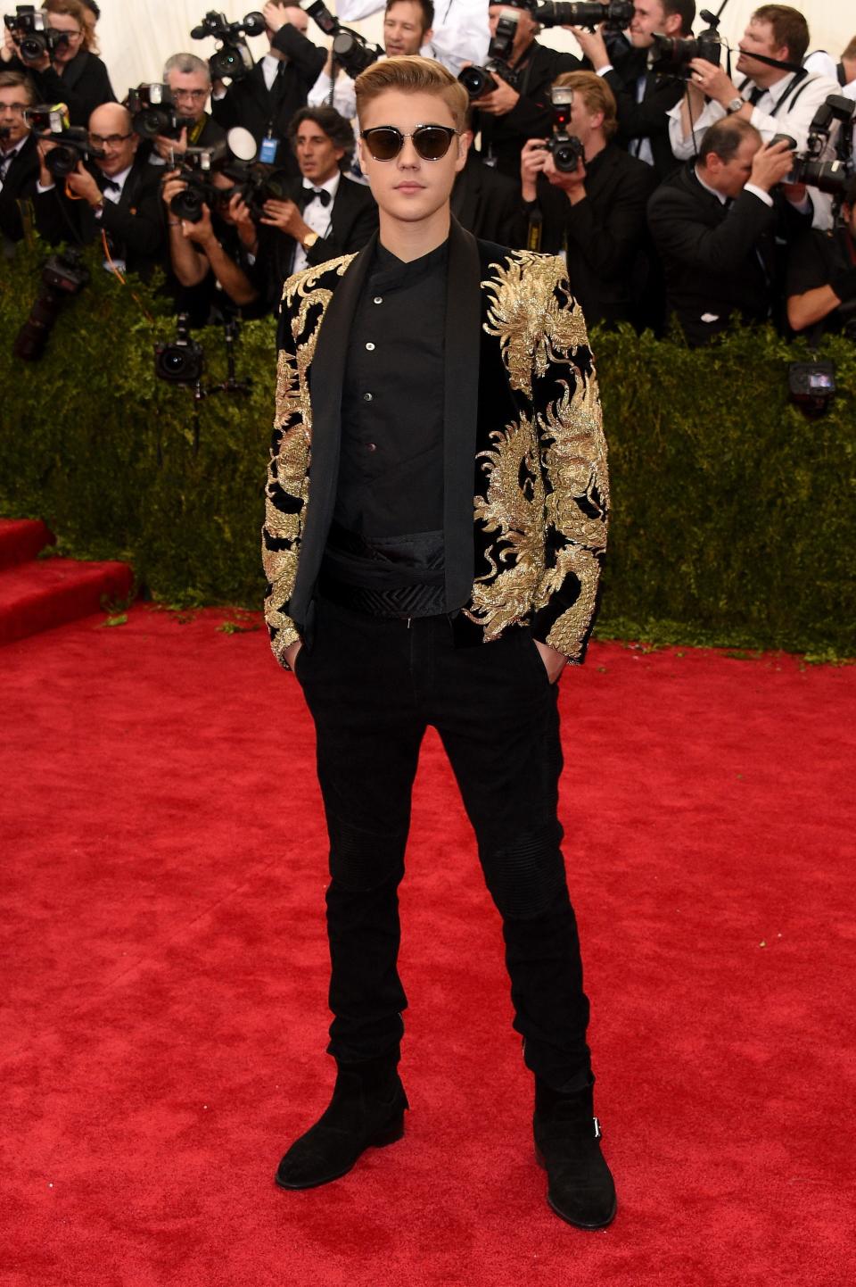 <h1 class="title">Justin Bieber in Balmain</h1><cite class="credit">Photo: Getty Images</cite>