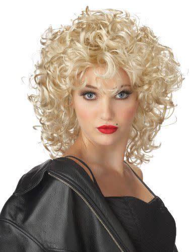 Sandy Wig