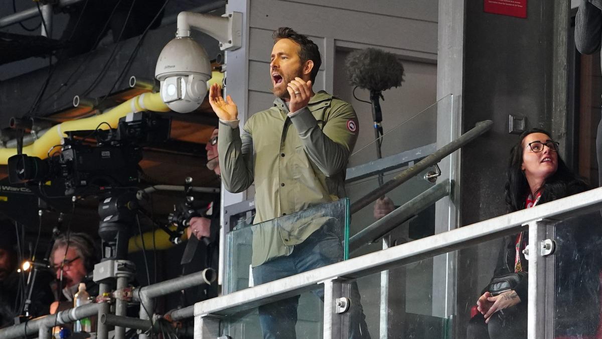 Ryan Reynolds ravi de la relation «brillante» avec les habitants de Wrexham