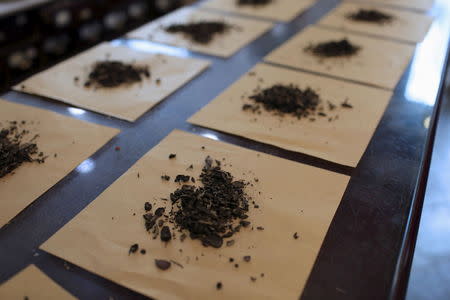 Traditional Chinese medicine is seen in a shop in Shanghai, China, September 16, 2015. REUTERS/Aly Song