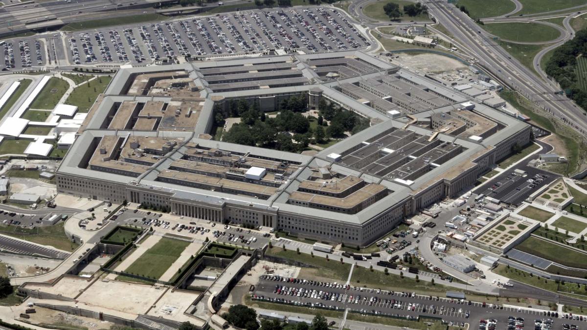 Pentagon To Lift Military Transgender Ban