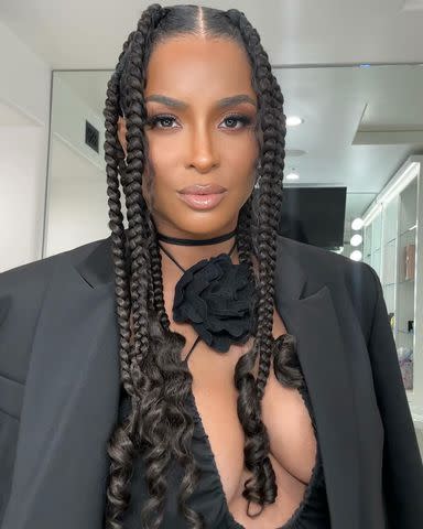 <p>ciara/instagram</p> Ciara dresses in all-black for Instagram photo