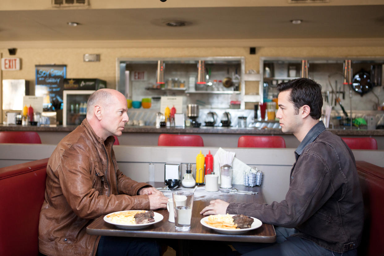 LOOPER, from left: Bruce Willis, Joseph Gordon-Levitt, 2012. ph: Alan Markfield/©TriStar Pictures/Courtesy Everett Collection