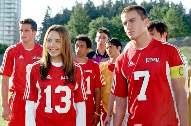 A picture of Amanda Bynes and Channing Tatum in "She's The Man."