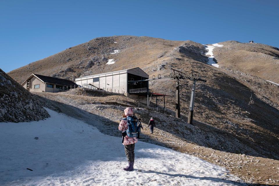 Campitello Matese, a popular ski resort in central-southern Italy, cannot support skiers this season due to high temperatures and lack of snow.<span class="copyright">Manuel Dorati</span>