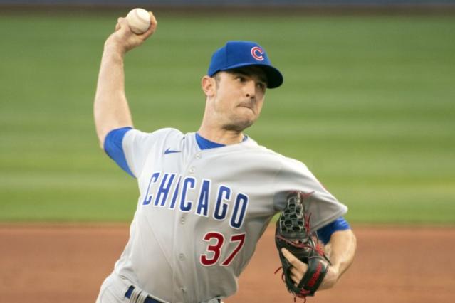 Marlins trade for Mets relief pitcher David Robertson 