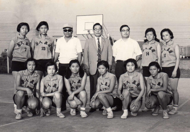1969剛成軍的國泰女籃成員。官方提供