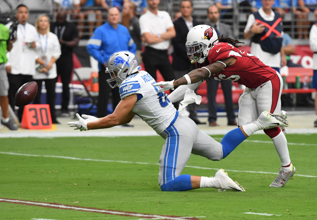 T.J. Hockenson of the Detroit Lions looks on before the game against  News Photo - Getty Images