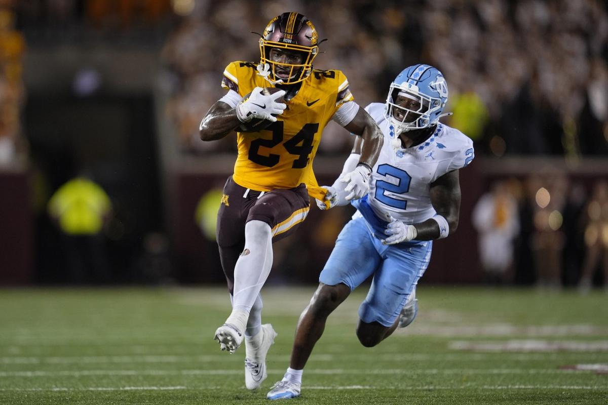 Minnesota sits injured RB Darius Taylor for season opener vs. North Carolina