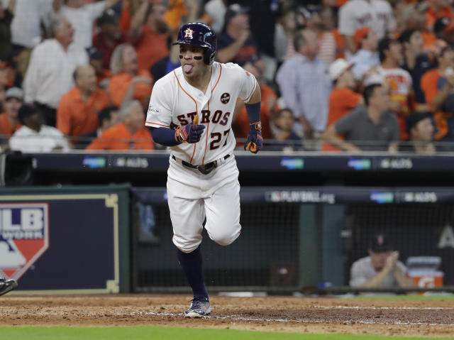 Jose Altuve Still Can't Get Over How Small He Looks Out There : r/baseball