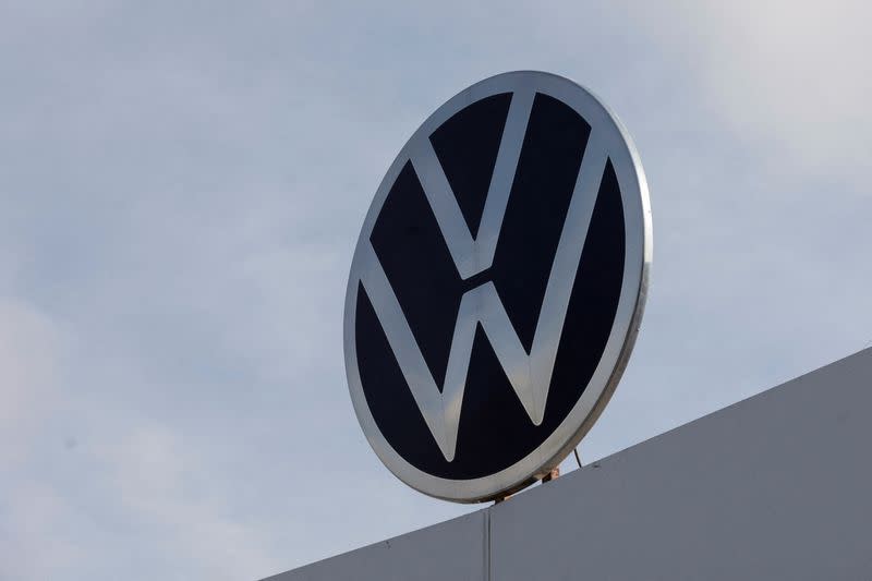 FILE PHOTO: Union at Volkswagen in Mexico holds new contract vote