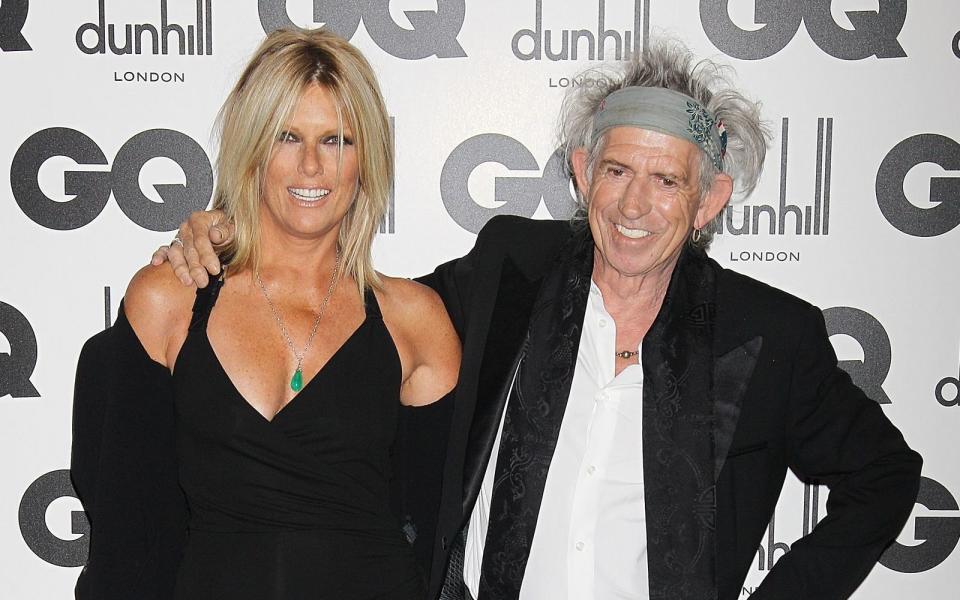 <p>Die Rolling Stones waren schon immer Model-Magneten. Auch Keith Richards machte mit Patti Hansen einen heißen Fang, den er bis heute nicht mehr losließ. Sogar die beiden Töchter modeln inzwischen. (Bild: Chris Jackson/Getty Images)</p> 