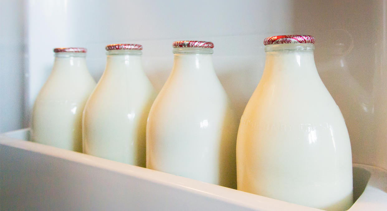 Milk bottles will have colour-changing labels to indicate whether the fridge is too warm. [Photo: Getty]