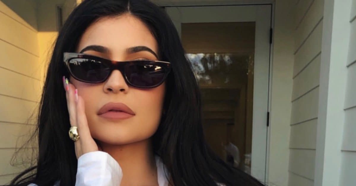 Kylie Jenner pochwaliła się PAŁECZKAMI Louis Vuitton! Fani