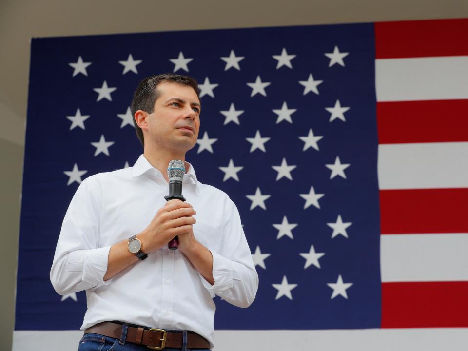 pete buttigieg campaign stop dover new hampshire