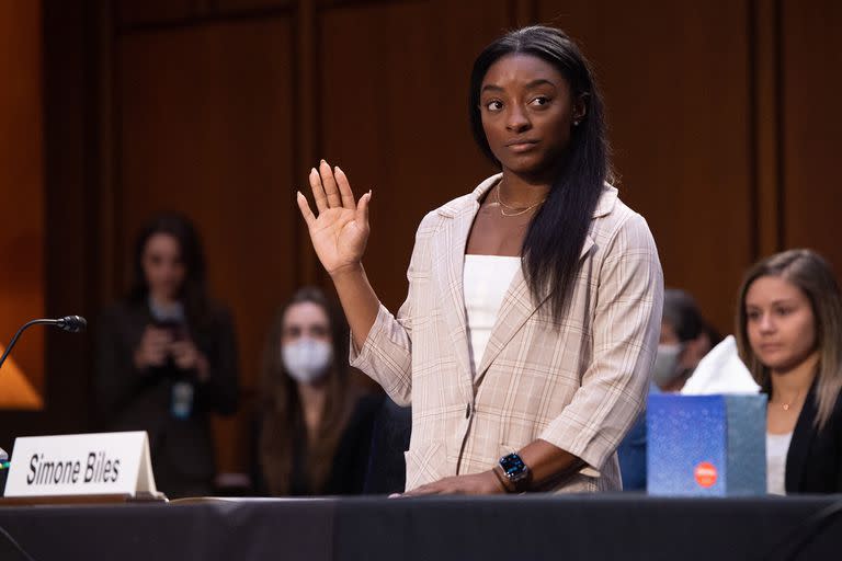 Simone Biles, estrella de la gimnasia mundial, cuando le tocó testificar por abusos 