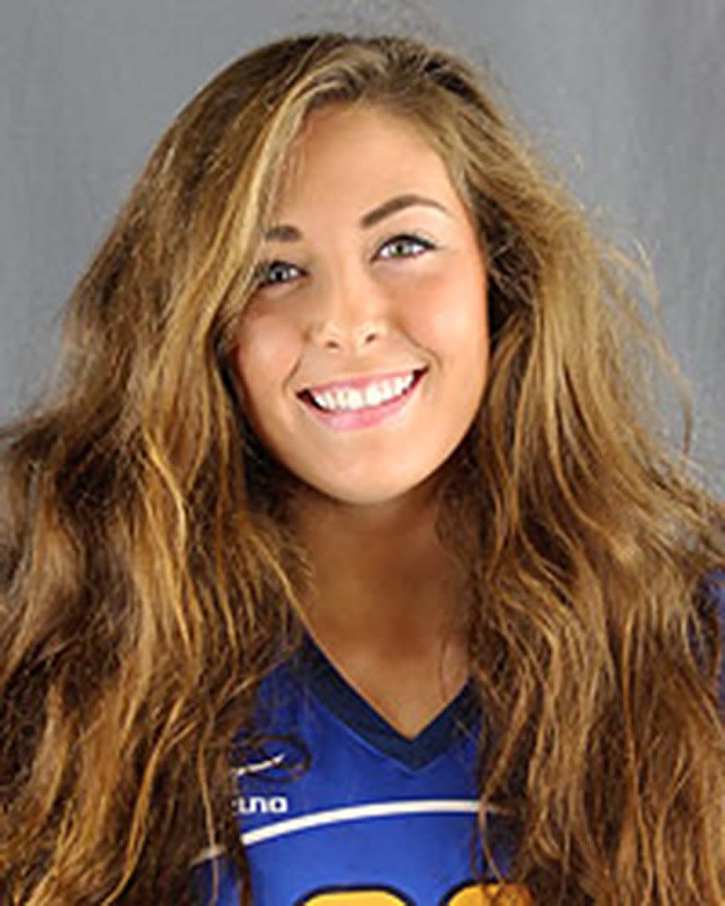 Andrea Norton pertenecía al equipo de voleibol. Briar Cliff University