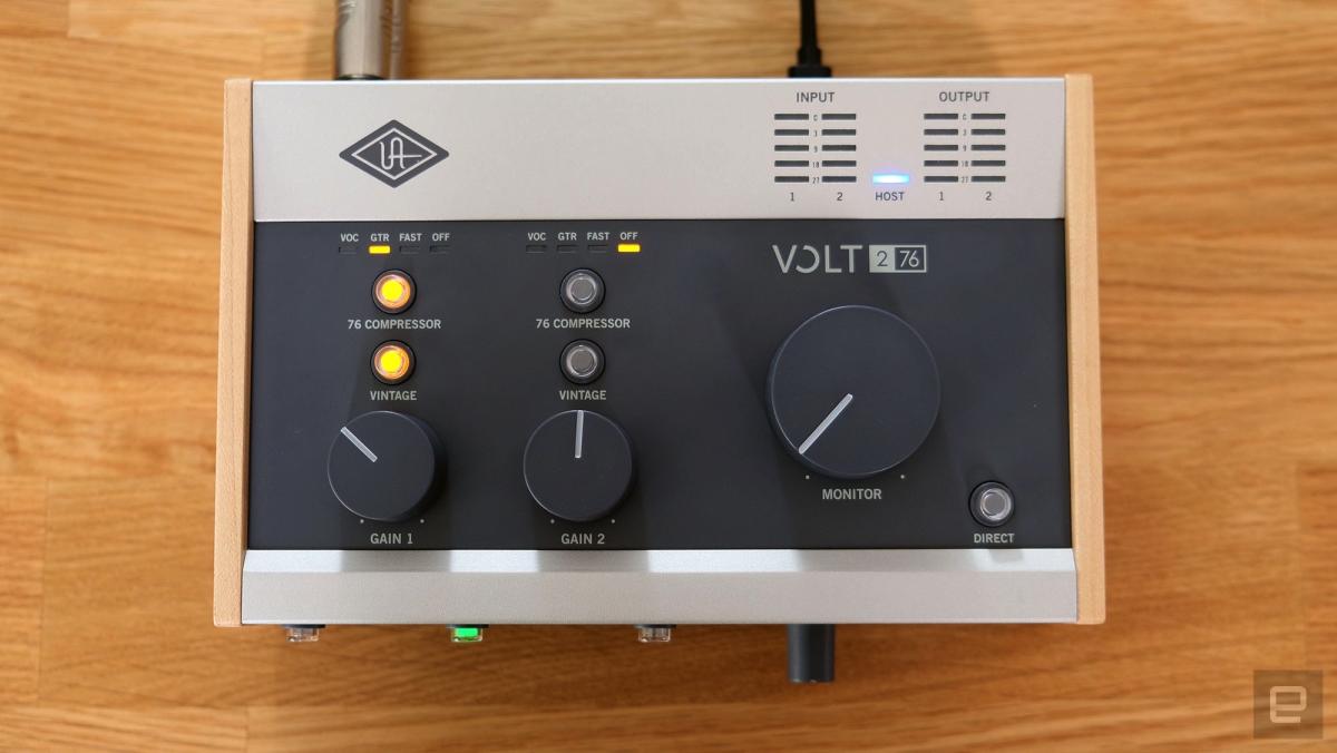 Universal Audio Volt 276 Portable 2x2 USB Audio/MIDI Interface with  Built-In Compressor