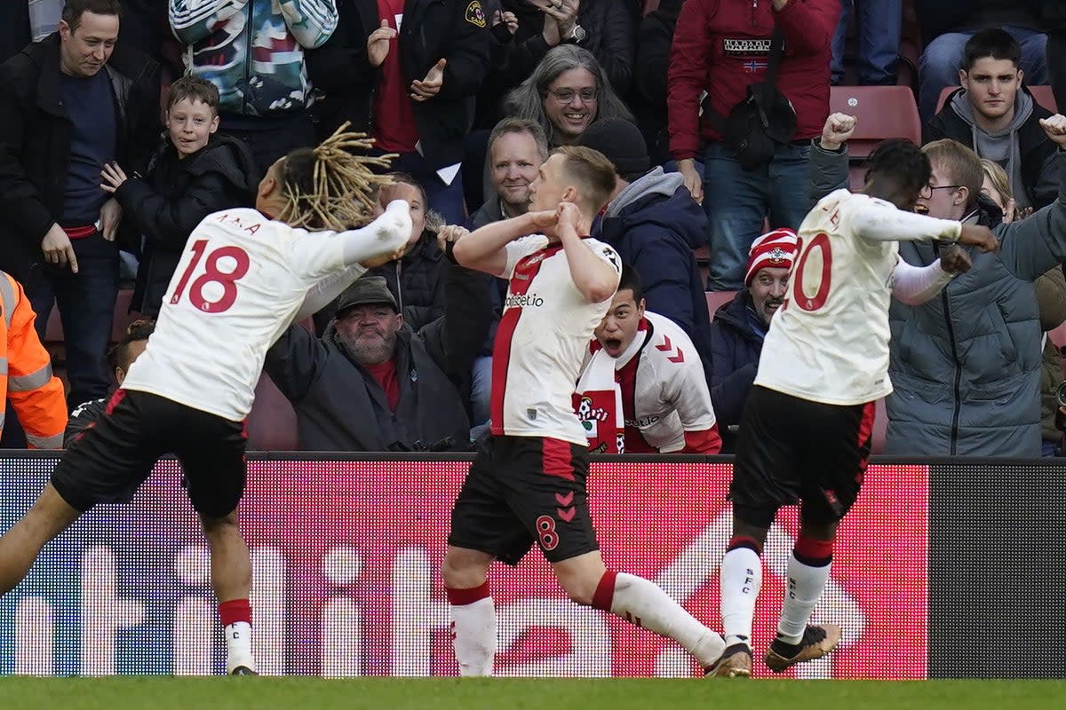 James Ward-Prowse (centre) (Andrew Matthews/PA) (PA Wire)