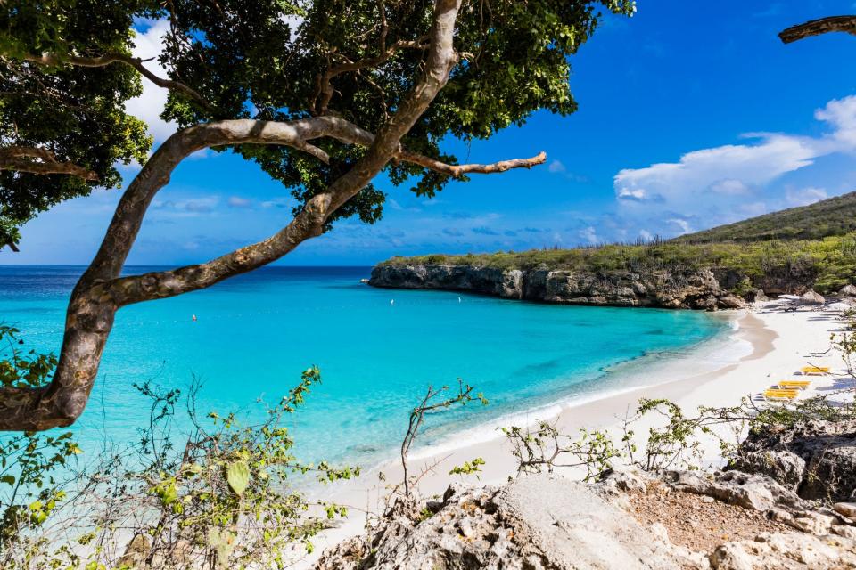 Help us name the 10 best Caribbean beaches by voting for your favorite