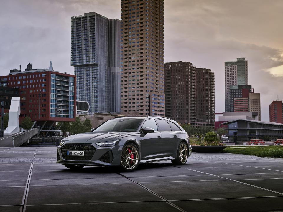 <p>Audi is introducing a new version of the RS6 Avant for 2024 called the Performance. It has the same twin-turbo 4.0-liter V-8 engine as before, but with larger turbos that bump output to 621 hp and 627 pound-feet of torque. There are also visual tweaks and chassis upgrades.</p><p><a class="link " href="https://www.caranddriver.com/news/a42086418/2024-audi-rs6-avant-rs7-performance" rel="nofollow noopener" target="_blank" data-ylk="slk:Read the Full Story">Read the Full Story</a></p>